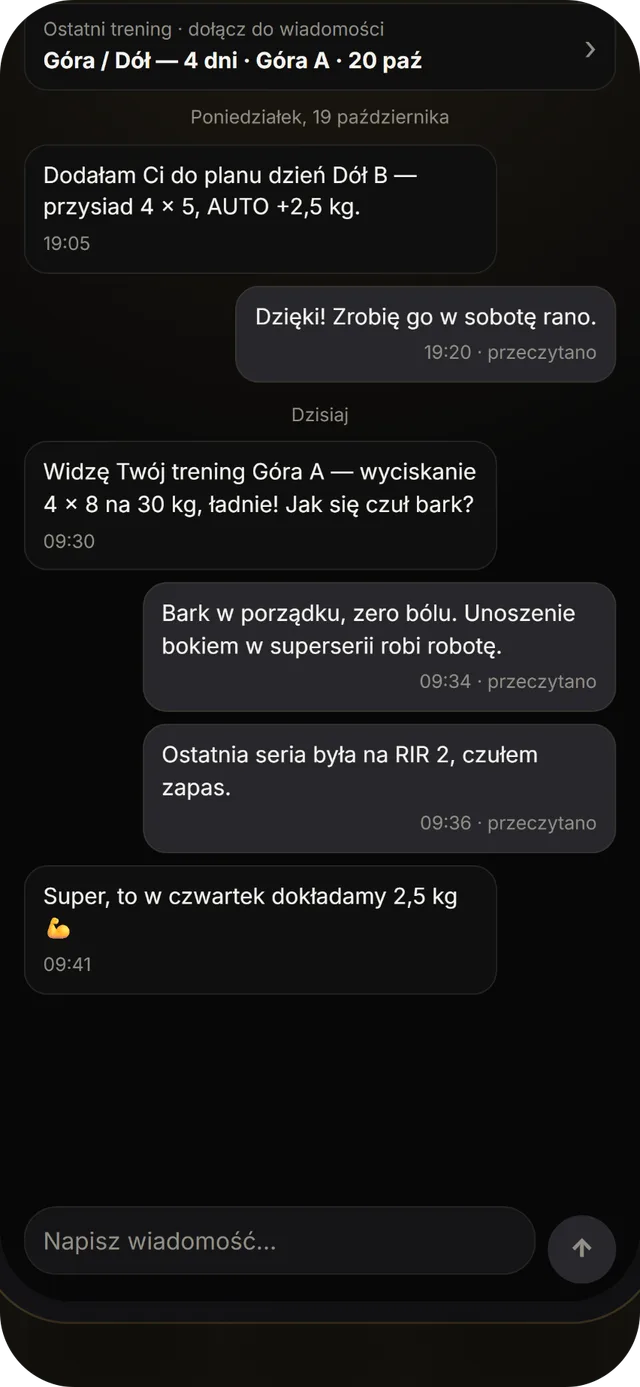 Rozmowa z trenerem w aplikacji, z dołączonym ostatnim treningiem